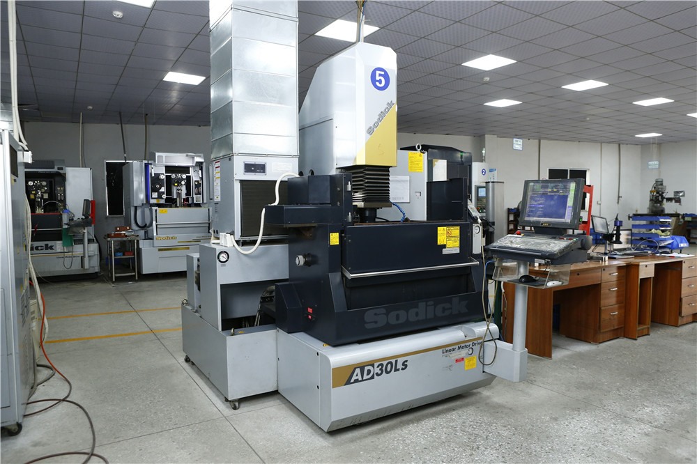 CNC precision mirror EDM machine